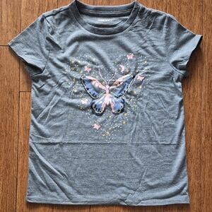 NWOT Grey BCBG tee with Butterfly In Heart Design